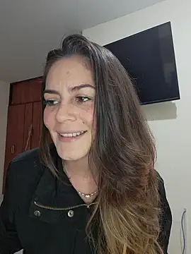 Snapshot of Hanny_24 chatting on January 15, 2026, 8:12 pm Hanny 24 online show from January 15, 2026, 8:12 pm