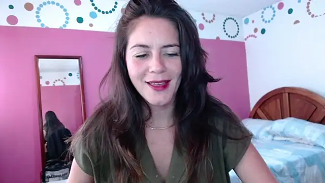 Snapshot of Hanny_24 chatting on April 21, 2026, 6:12 pm Hanny 24 online show from April 21, 2026, 6:12 pm