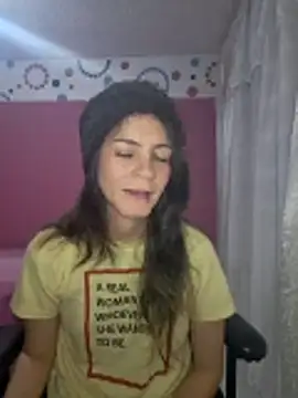 Snapshot of Hanny_24 chatting on May 4, 2026, 9:38 am Hanny 24 online show from May 4, 2026, 9:38 am
