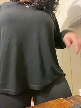 Snapshot of babyluna939 chatting on October 5, 2025, 8:51 pm babyluna939 online show from October 5, 2025, 8:51 pm