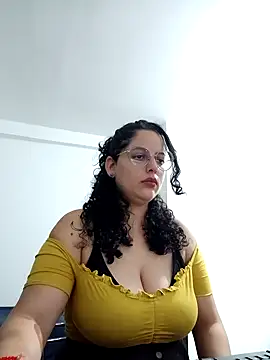 babyluna939 online show from May 1, 2026, 12:48 am