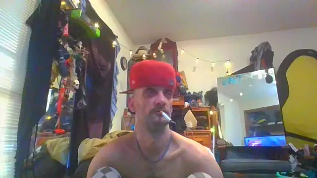 Snapshot of slinginbigD chatting on January 30, 2025, 6:32 pm slinginbigD online show from January 30, 2025, 6:32 pm