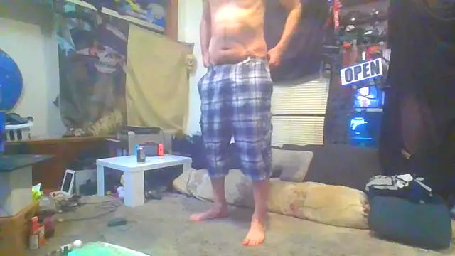 Snapshot of slinginbigD chatting on February 6, 2025, 3:06 am slinginbigD online show from February 6, 2025, 3:06 am
