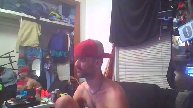 Snapshot of slinginbigD chatting on February 7, 2025, 1:15 am slinginbigD online show from February 7, 2025, 1:15 am