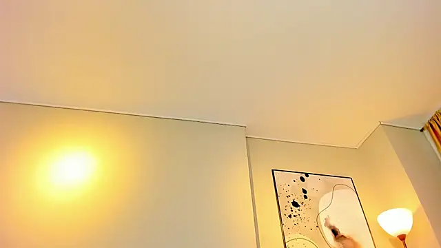 Isis Osman online show from February 15, 2026, 7:21 pm