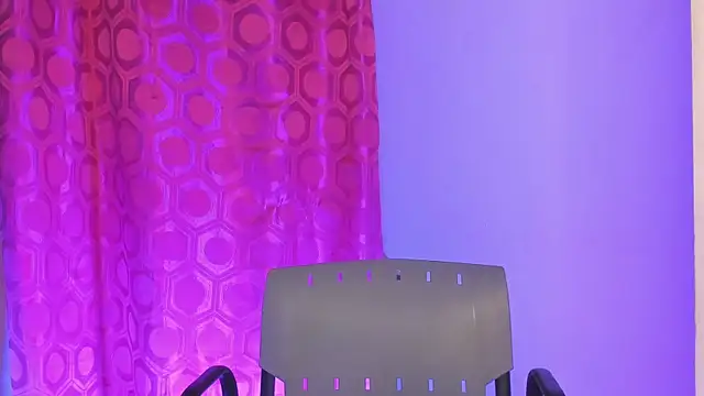 Snapshot of Monica_lopez chatting on March 3, 2025, 8:00 pm Monica lopez online show from March 3, 2025, 8:00 pm