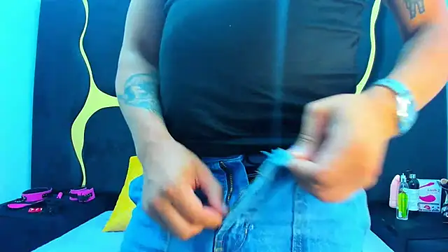 MelissaAndZeuss online show from March 14, 2025, 4:21 am