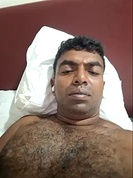 sharmil125 online show from April 22, 2026, 11:28 pm