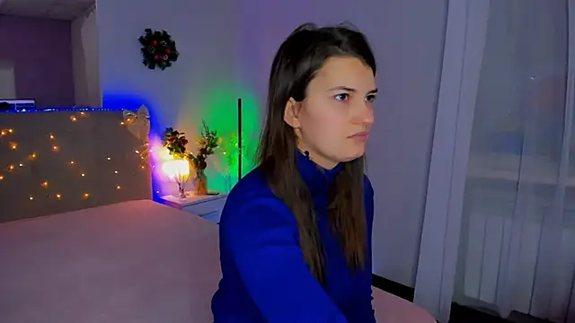 Snapshot of Laura_Leee chatting on January 15, 2026, 6:29 am Laura Leee online show from January 15, 2026, 6:29 am