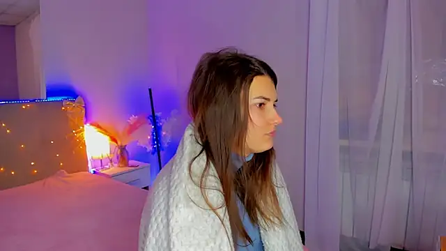 Snapshot of Laura_Leee chatting on February 5, 2026, 6:07 am Laura Leee online show from February 5, 2026, 6:07 am