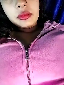 Miss-Siyaa online show from December 16, 2024, 6:27 pm