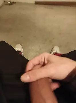 casper0303 online show from February 28, 2025, 1:58 am