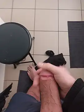 casper0303 online show from March 10, 2025, 9:32 am