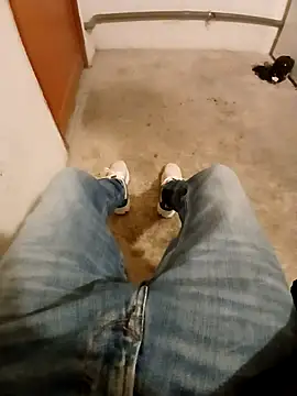 casper0303 online show from December 20, 2025, 4:14 pm