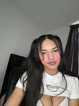 Dulceeany online show from January 30, 2025, 8:53 pm