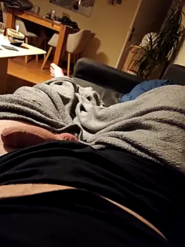 OdinWolf1990 online show from April 17, 2026, 8:56 pm