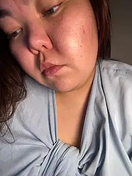 lunamas online show from November 11, 2025, 9:59 pm