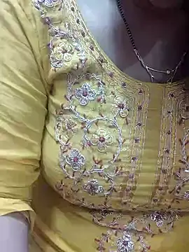 Urmila bhabhii online show from January 24, 2025, 2:08 pm