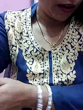 Urmila bhabhii online show from January 26, 2025, 2:52 pm