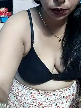 Urmila bhabhii online show from October 22, 2025, 3:40 am