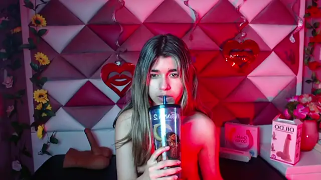 Snapshot of NahomiConnor_ chatting on March 21, 2025, 1:12 pm NahomiConnor online show from March 21, 2025, 1:12 pm