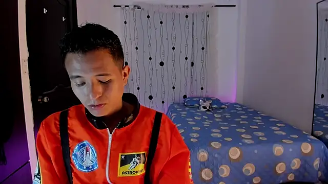 alessandro wizard online show from February 8, 2025, 9:46 pm