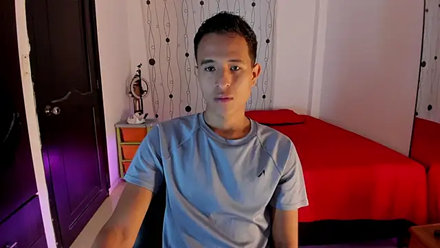 alessandro wizard online show from February 25, 2025, 12:55 pm