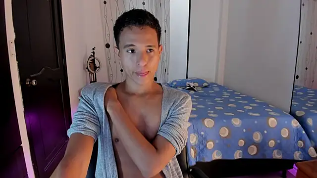 alessandro wizard online show from March 3, 2025, 5:39 pm