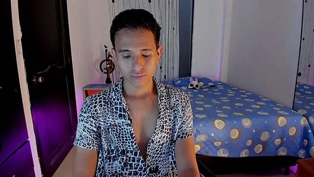 alessandro wizard online show from March 7, 2025, 10:32 pm