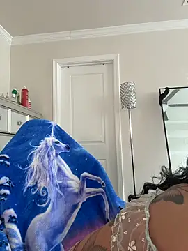 butterflybootyy online show from March 14, 2026, 1:27 pm