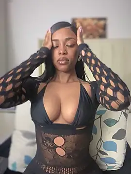 Snapshot of BhadBhad_Kitty chatting on September 19, 2025, 6:37 am BhadBhad Kitty online show from September 19, 2025, 6:37 am