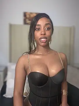 Snapshot of BhadBhad_Kitty chatting on October 9, 2025, 6:00 am BhadBhad Kitty online show from October 9, 2025, 6:00 am