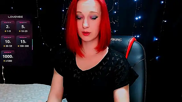 AgathaNoxe online show from February 25, 2025, 8:51 pm