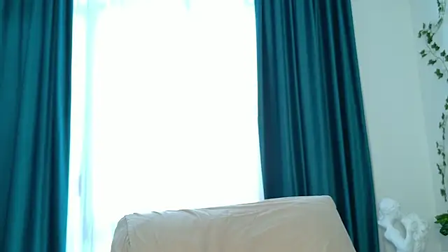 Snapshot of Brenda_M00n chatting on February 22, 2025, 7:34 am Brenda M00n online show from February 22, 2025, 7:34 am