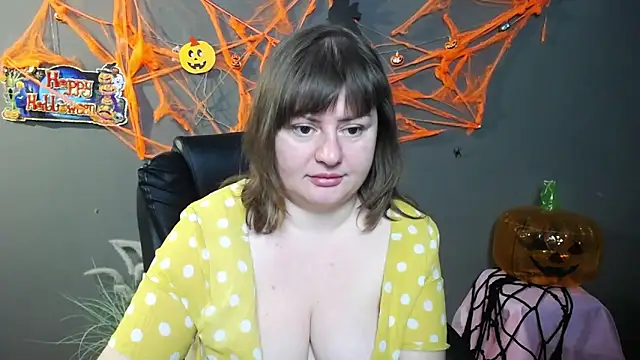 Snapshot of ZannaDreil chatting on October 26, 2025, 7:20 pm ZannaDreil online show from October 26, 2025, 7:20 pm