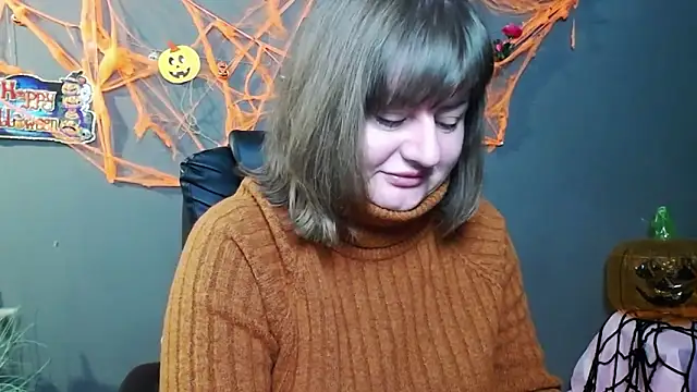 Snapshot of ZannaDreil chatting on November 1, 2025, 7:16 pm ZannaDreil online show from November 1, 2025, 7:16 pm