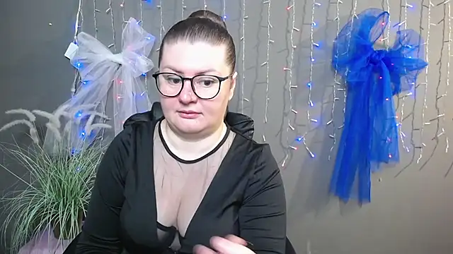 Snapshot of ZannaDreil chatting on November 8, 2025, 7:12 pm ZannaDreil online show from November 8, 2025, 7:12 pm