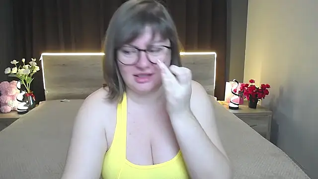 Snapshot of ZannaDreil chatting on November 19, 2025, 7:14 pm ZannaDreil online show from November 19, 2025, 7:14 pm