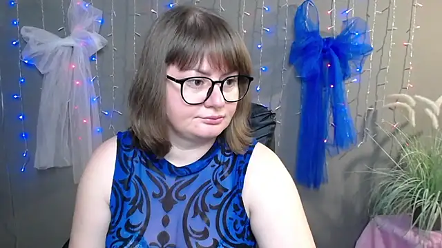 Snapshot of ZannaDreil chatting on November 22, 2025, 7:02 pm ZannaDreil online show from November 22, 2025, 7:02 pm