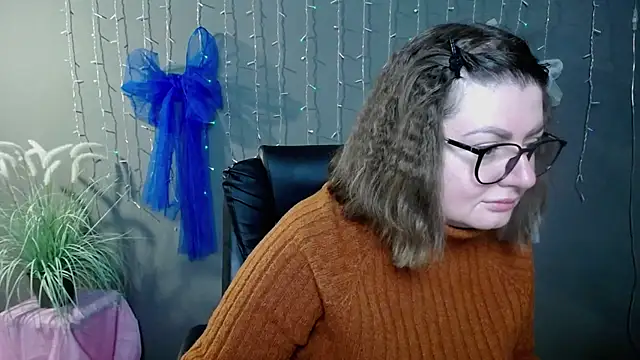 Snapshot of ZannaDreil chatting on November 28, 2025, 7:05 pm ZannaDreil online show from November 28, 2025, 7:05 pm