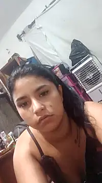 SINUECASTILLO online show from December 21, 2024, 9:33 am