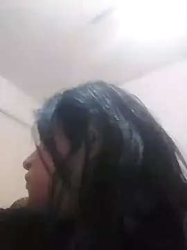 SINUECASTILLO online show from January 11, 2025, 11:24 pm