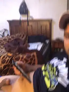 SINUECASTILLO online show from March 6, 2025, 4:49 pm