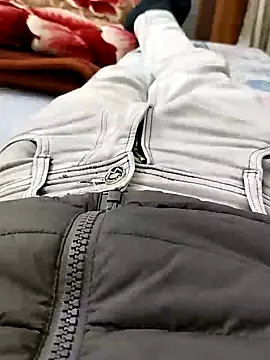 Snapshot of Sumitlive24MBD chatting on December 17, 2024, 4:11 pm Sumitlive24MBD online show from December 17, 2024, 4:11 pm