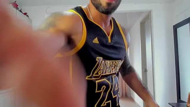 SamirHazard97 online show from December 19, 2025, 8:38 pm