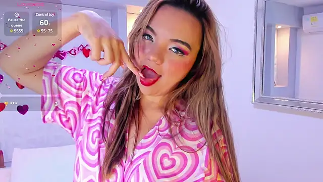 EmilyRouss  online show from February 8, 2025, 11:02 pm