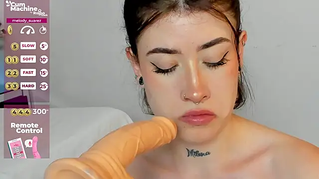 Snapshot of melody_suarez chatting on January 31, 2025, 1:54 am melody suarez online show from January 31, 2025, 1:54 am