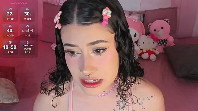 melody suarez online show from December 18, 2025, 10:27 pm