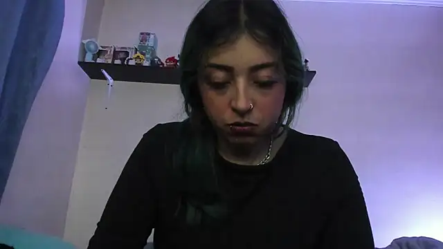 Snapshot of turolita_ chatting on July 8, 2026, 9:03 am turolita online show from July 8, 2026, 9:03 am