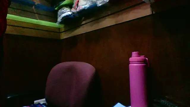 MarcusKelvin online show from October 29, 2025, 1:46 pm